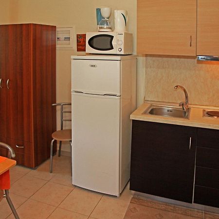 Dionysus Apartments & Suites Jeriszósz Szoba fotó