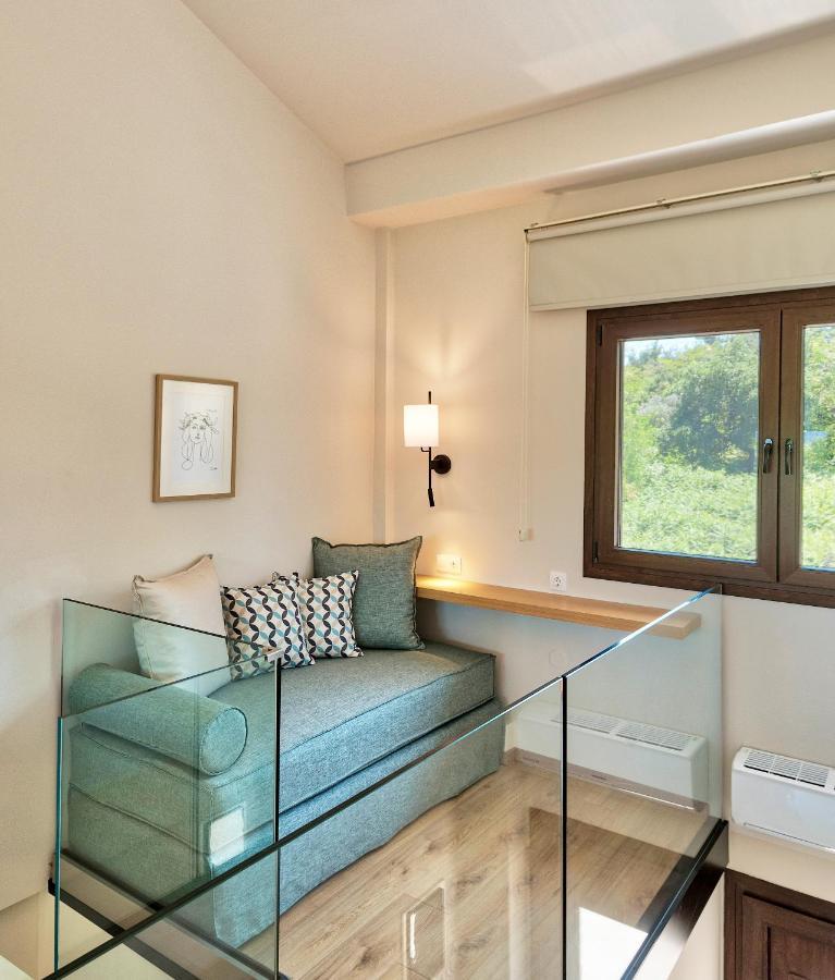 Dionysus Apartments & Suites Jeriszósz Kültér fotó