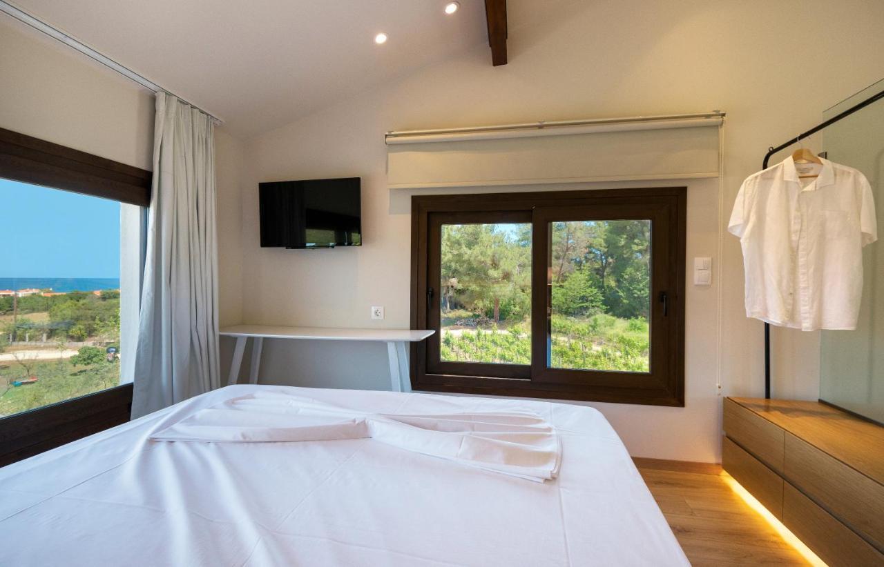 Dionysus Apartments & Suites Jeriszósz Kültér fotó