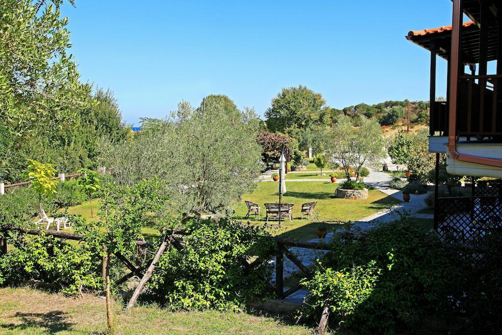 Dionysus Apartments & Suites Jeriszósz Kültér fotó